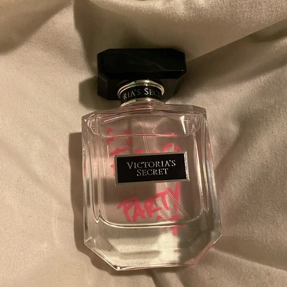 Victoria’s Secret Eau So Party